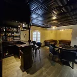 Lindo Casarao Com Piscina Para Eventos